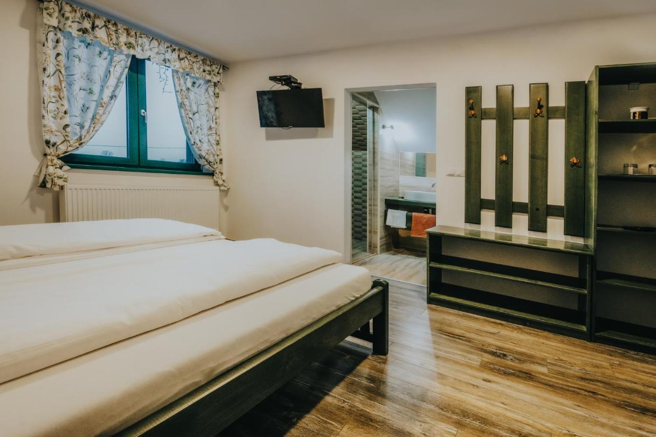 Bed and Breakfast Kádárház Vlahita Esterno foto